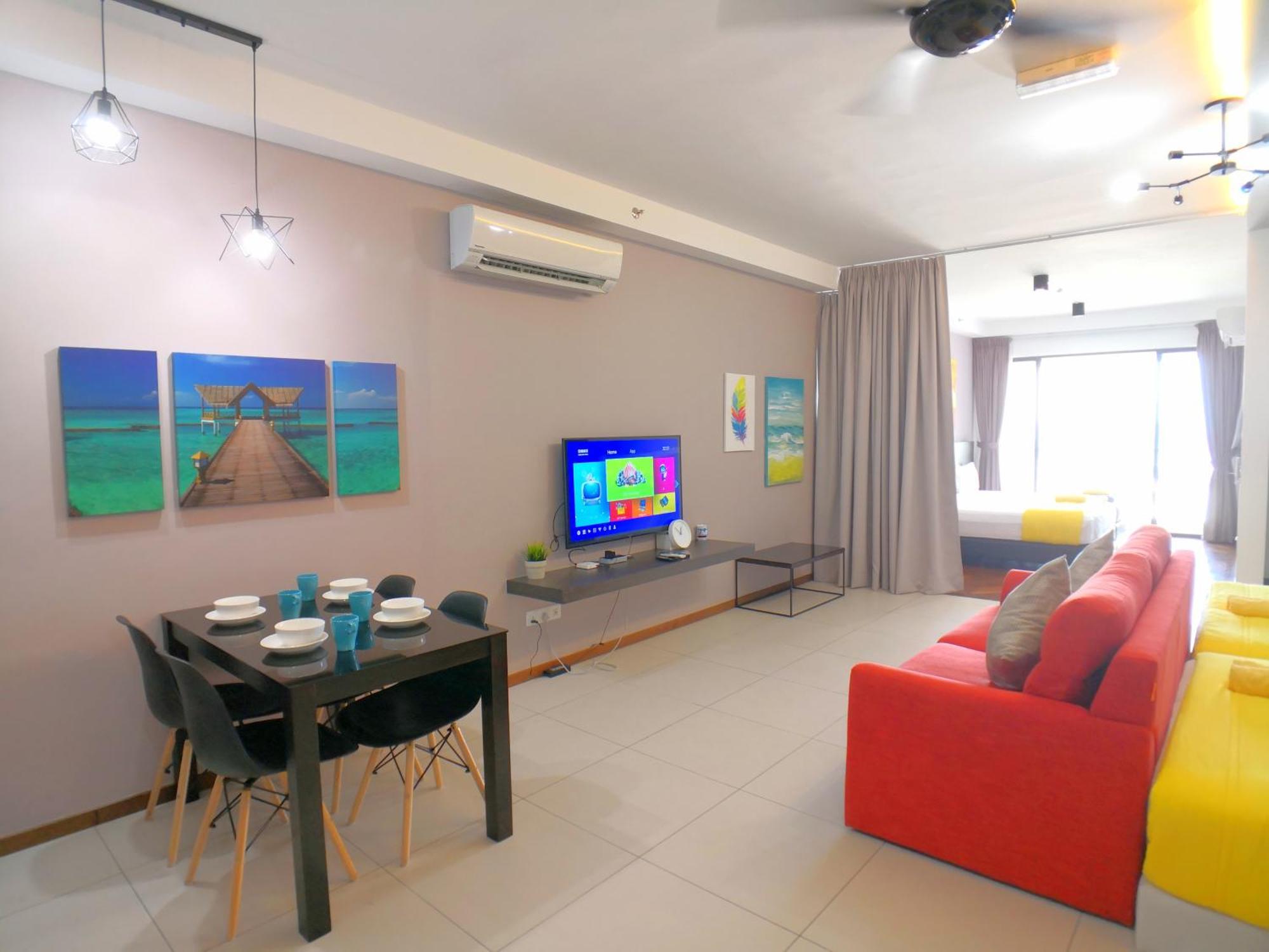 The Landmark Seaview Gurney Apartment George Town