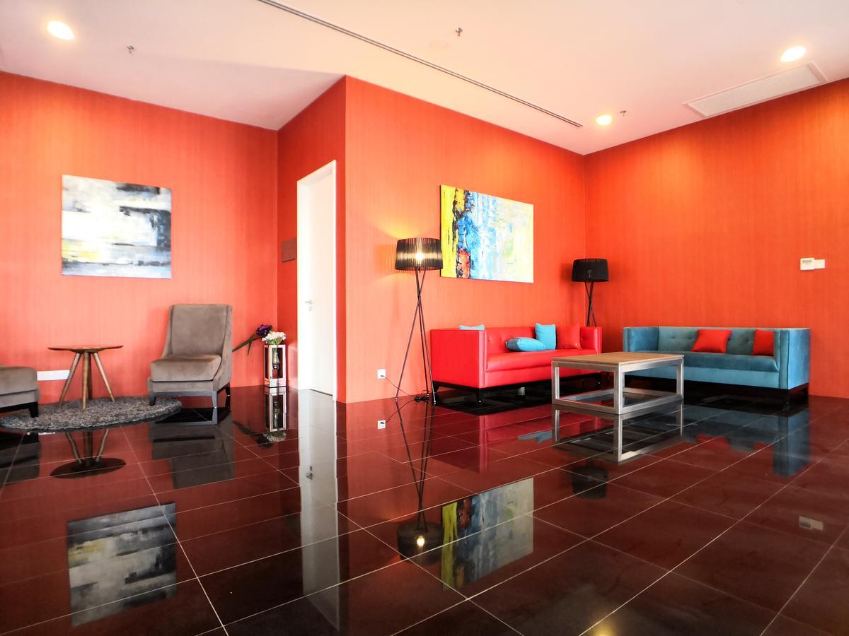 Apartment The Landmark Seaview Gurney George Town